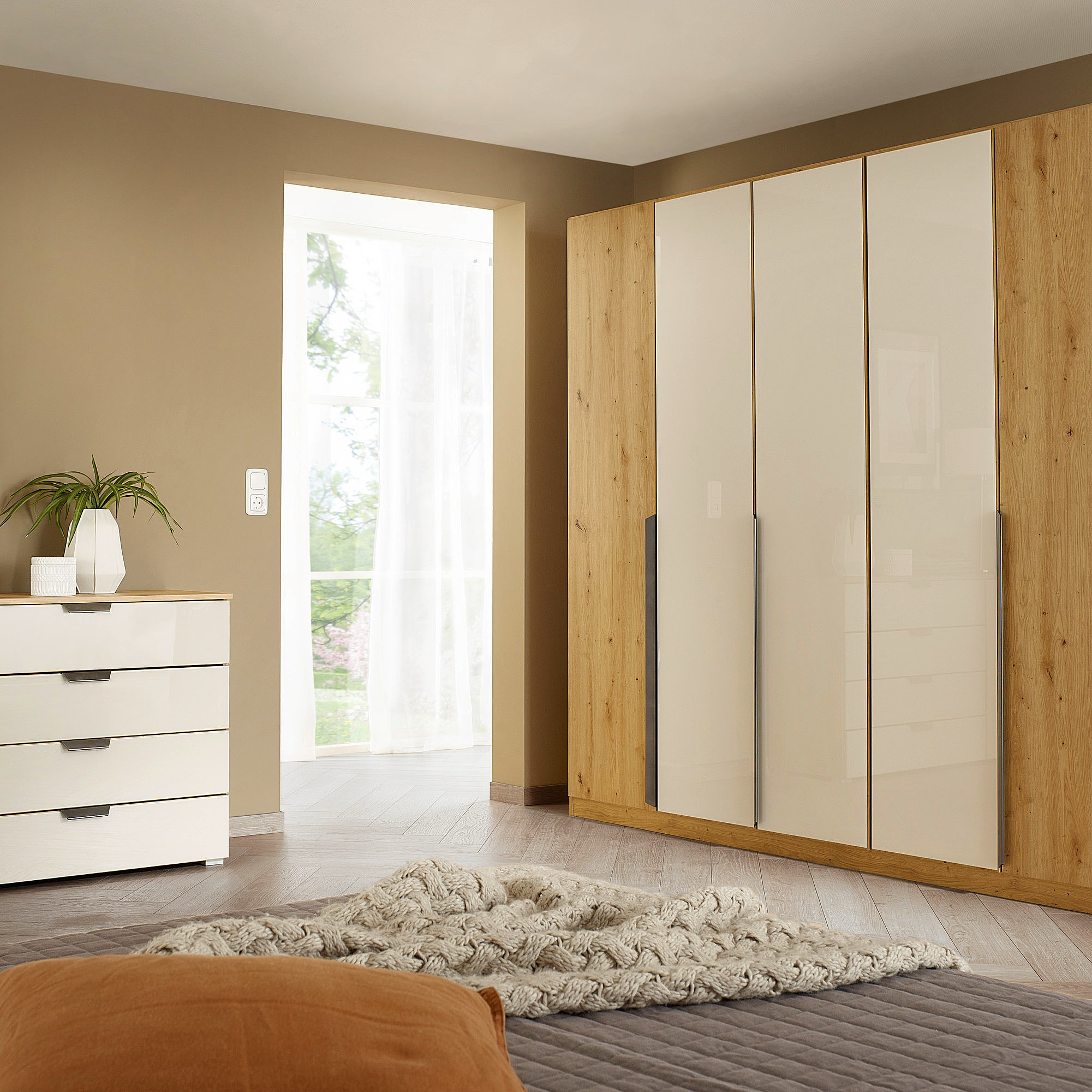 Fabelhafte Rauch Kleiderschrank Poco Bild